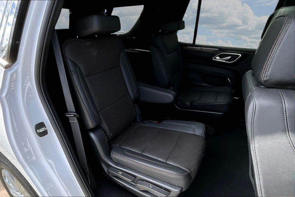 Chevrolet Tahoe High Country 4WD 2024