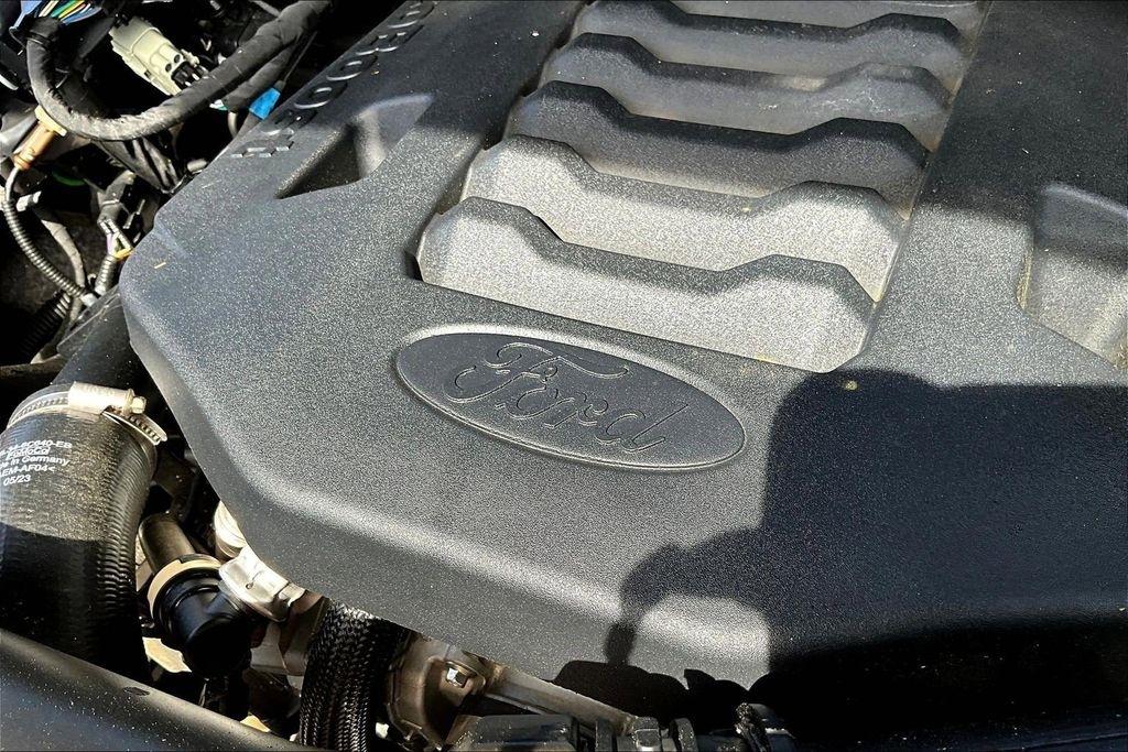 Ford F-150 Lariat SuperCrew 5.5-ft. Bed 4WD 2023