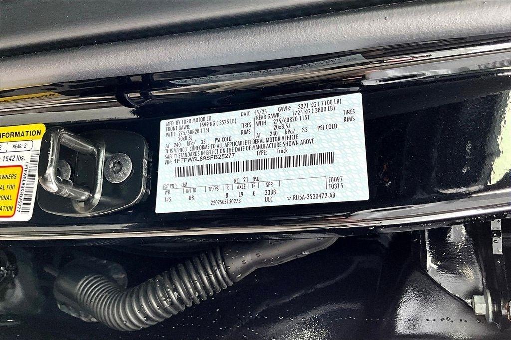 Ford F-150 Lariat SuperCrew 4WD 2025