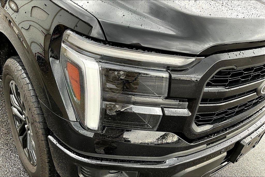 Ford F-150 Lariat SuperCrew 4WD 2025