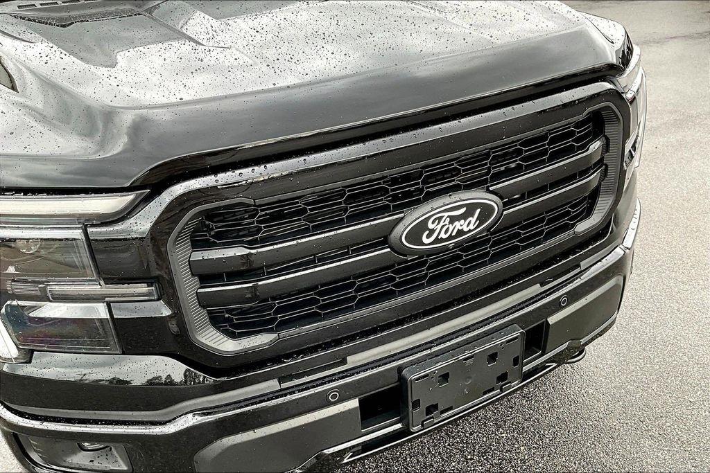 Ford F-150 Lariat SuperCrew 4WD 2025