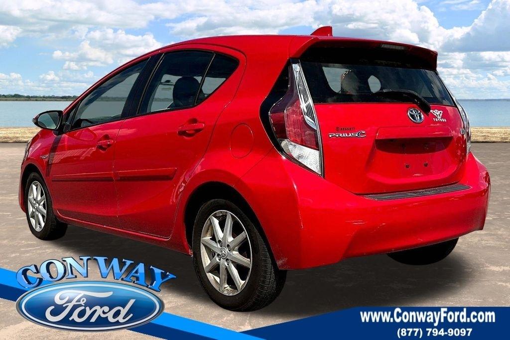 Toyota Prius c Four 2015