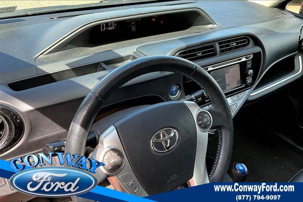 Toyota Prius c Four 2015