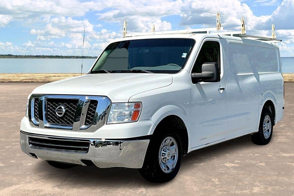 Nissan NV Cargo 2500 HD S V6 2012