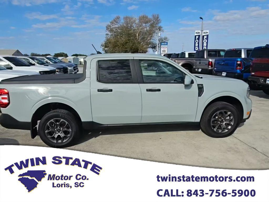 2022 Ford Maverick XL