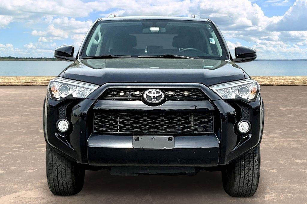 Toyota 4Runner SR5 4WD 2017
