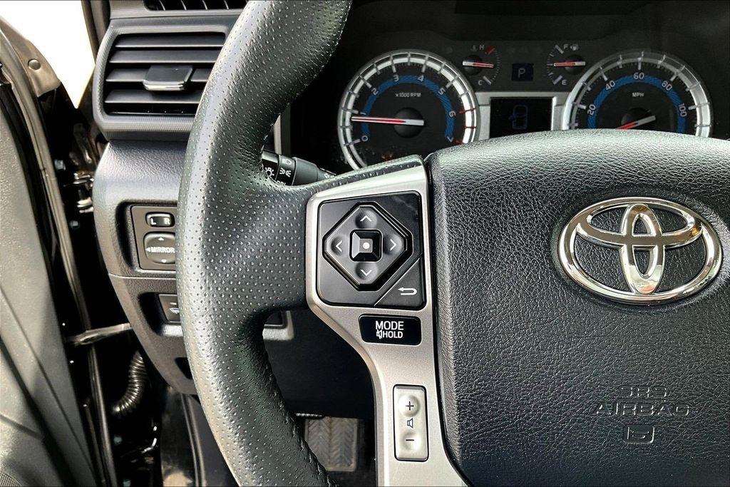 Toyota 4Runner SR5 4WD 2017