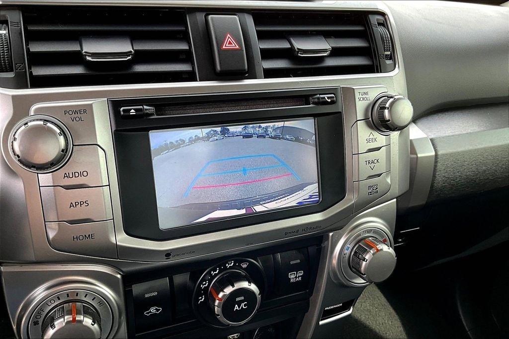 Toyota 4Runner SR5 4WD 2017