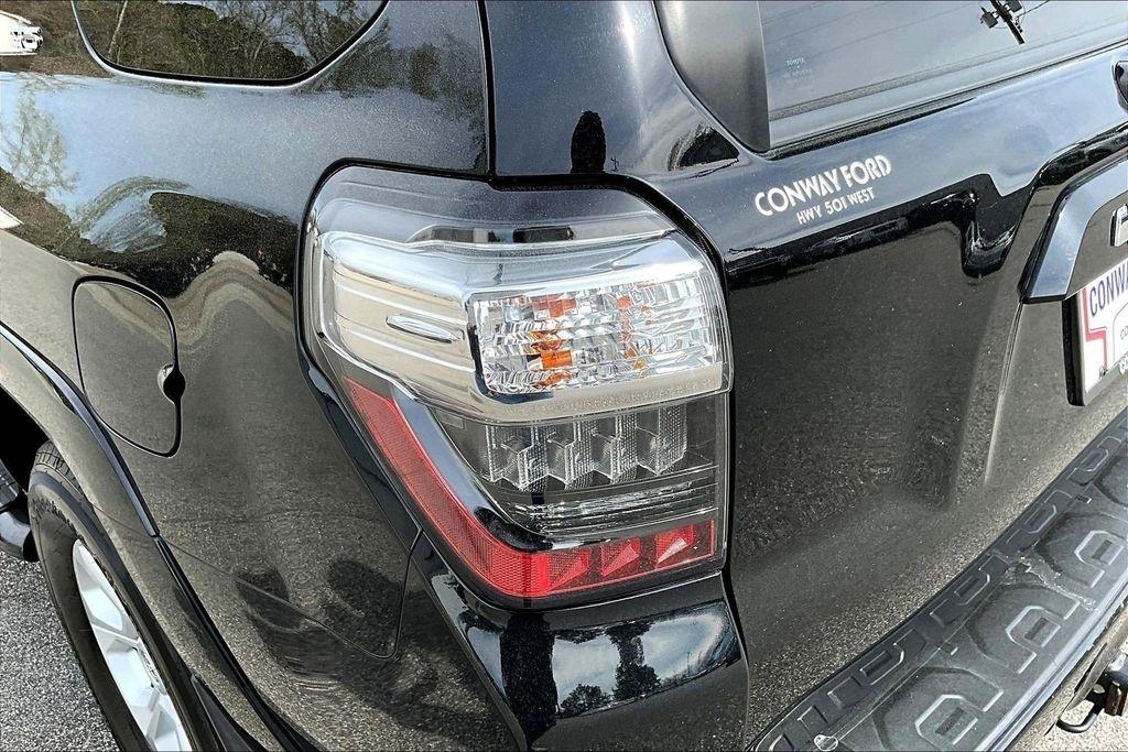 Toyota 4Runner SR5 4WD 2017