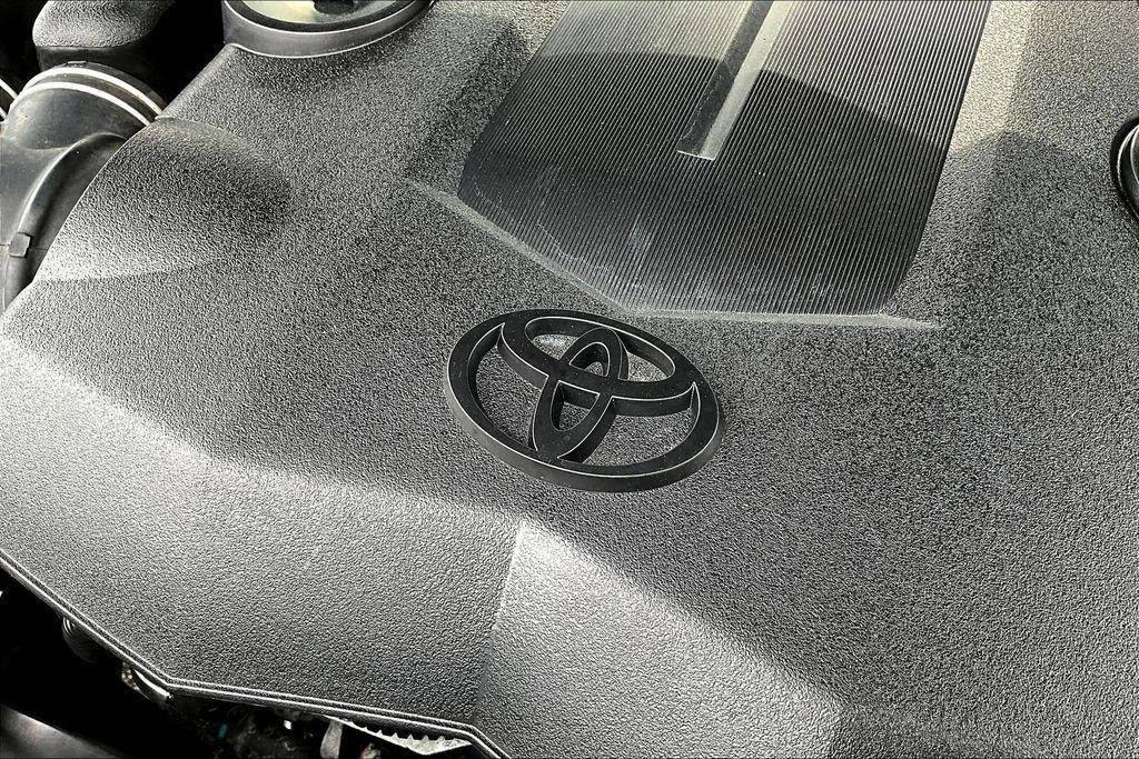 Toyota 4Runner SR5 4WD 2017