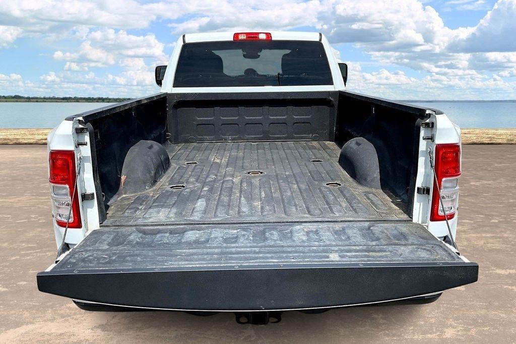 RAM 3500 Big Horn Crew Cab LWB 4WD DRW 2024