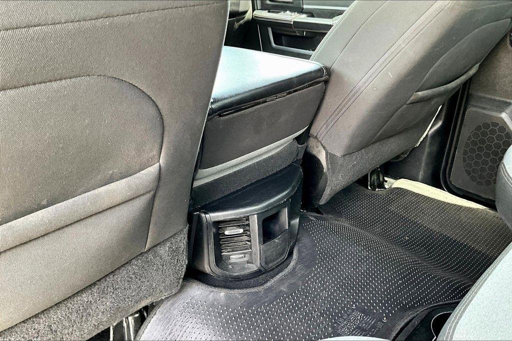 RAM 3500 Big Horn Crew Cab LWB 4WD DRW 2024