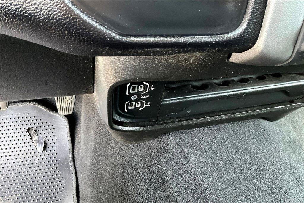 RAM 3500 Big Horn Crew Cab LWB 4WD DRW 2024