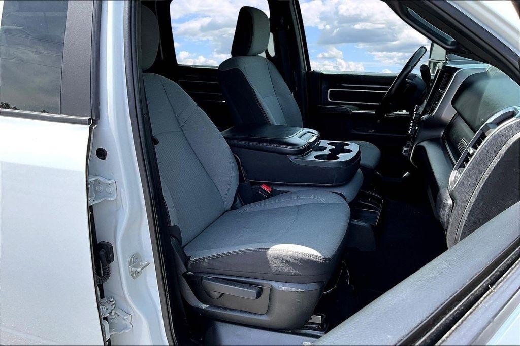 RAM 3500 Big Horn Crew Cab LWB 4WD DRW 2024