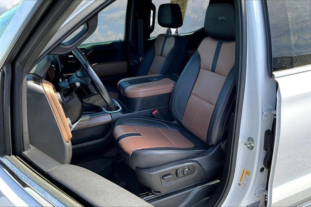 Chevrolet Silverado 1500 Limited High Country Crew Cab Long Box 4WD 2022