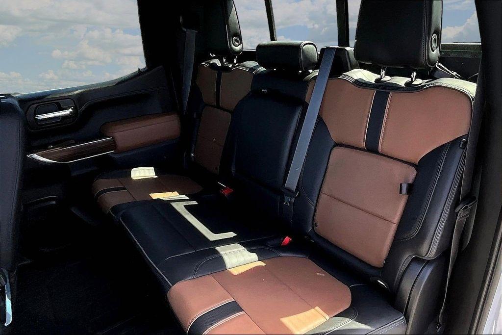 Chevrolet Silverado 1500 Limited High Country Crew Cab Long Box 4WD 2022