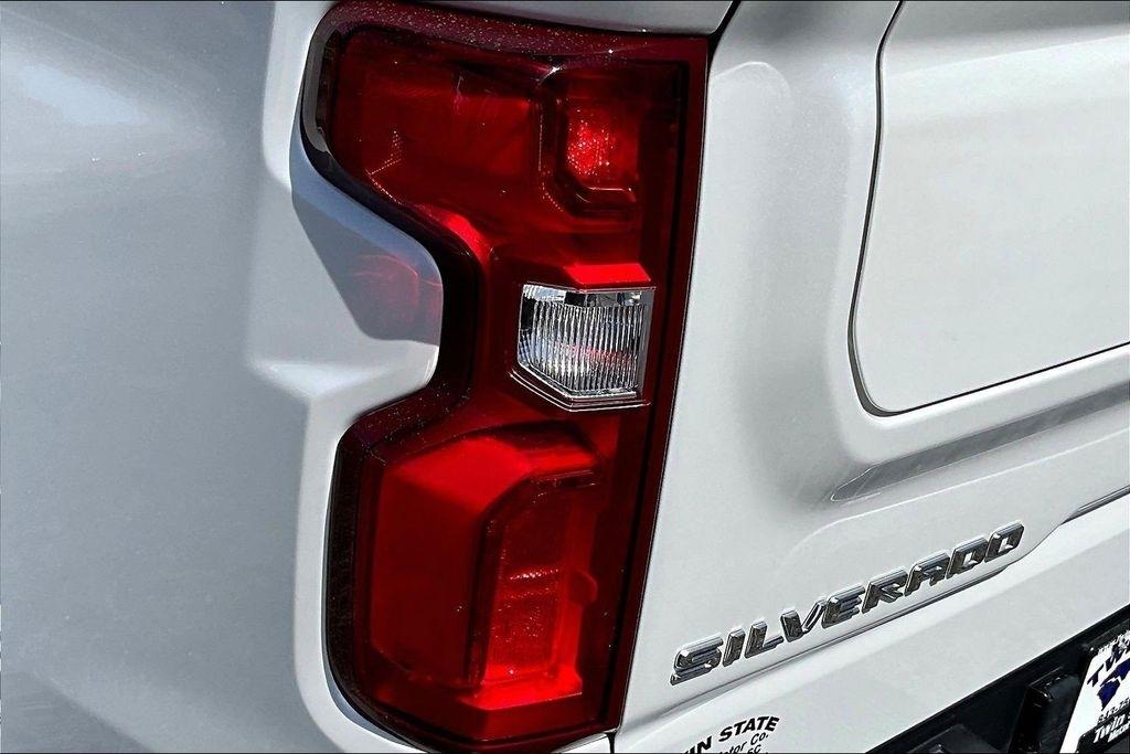 Chevrolet Silverado 1500 Limited High Country Crew Cab Long Box 4WD 2022