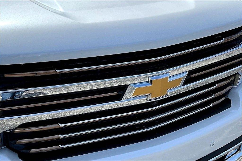 Chevrolet Silverado 1500 Limited High Country Crew Cab Long Box 4WD 2022