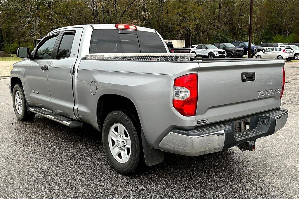 Toyota Tundra SR5 4.6L V8 Double Cab 2WD 2015