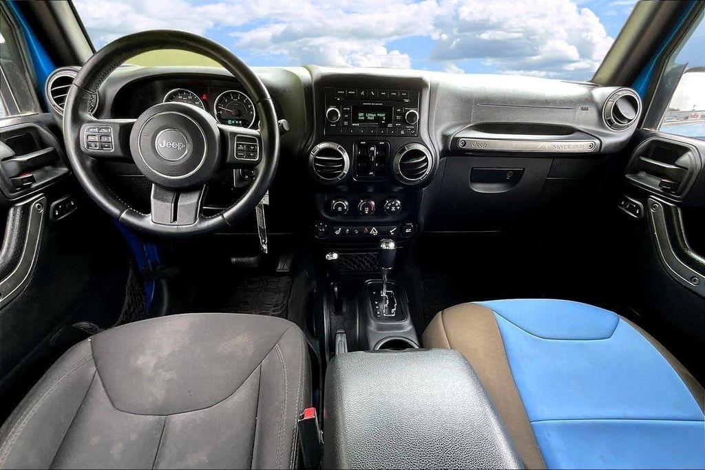 Jeep Wrangler Unlimited Sport 4WD 2015
