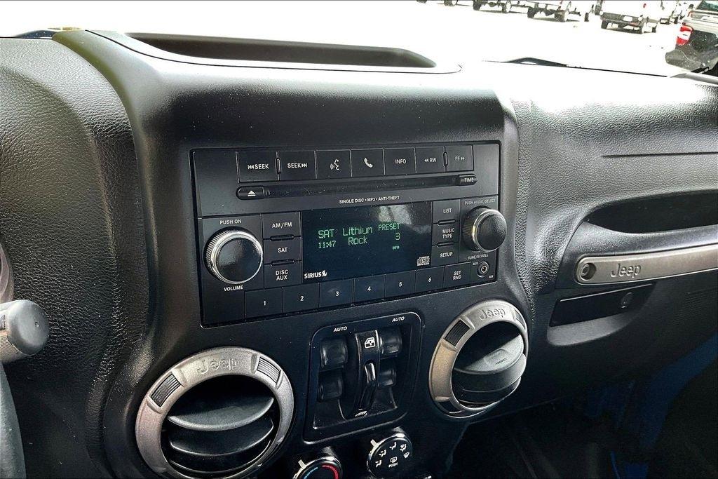 Jeep Wrangler Unlimited Sport 4WD 2015