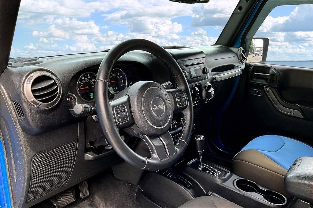 Jeep Wrangler Unlimited Sport 4WD 2015