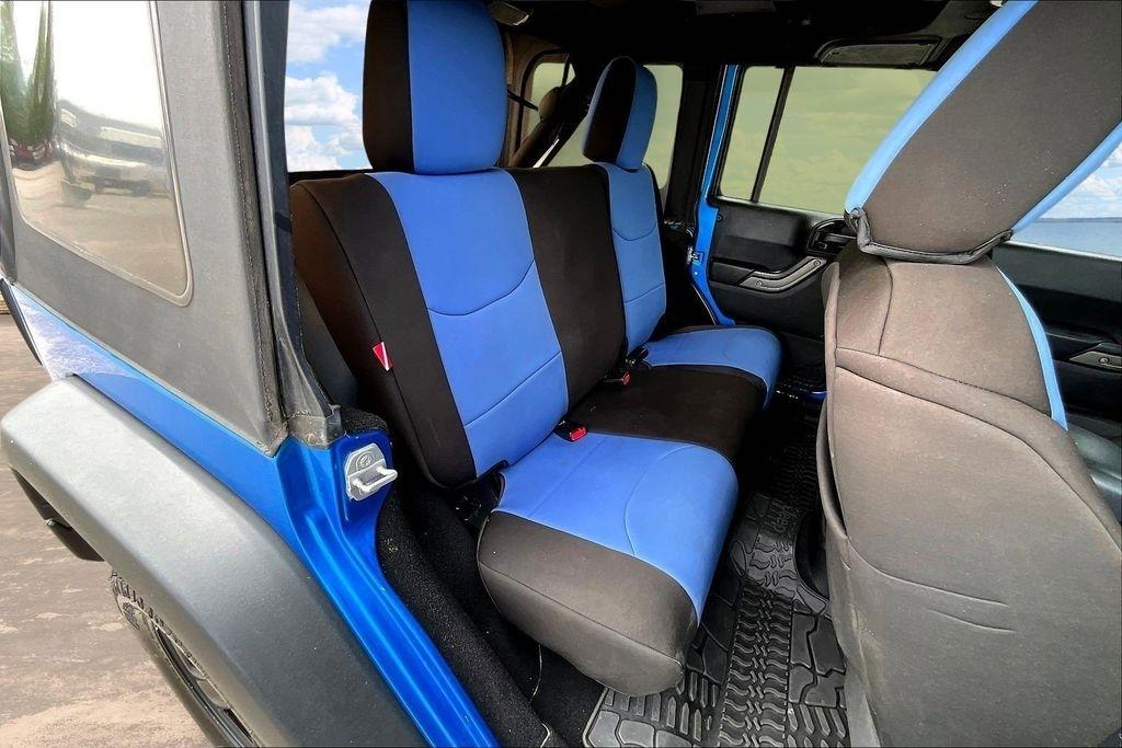 Jeep Wrangler Unlimited Sport 4WD 2015
