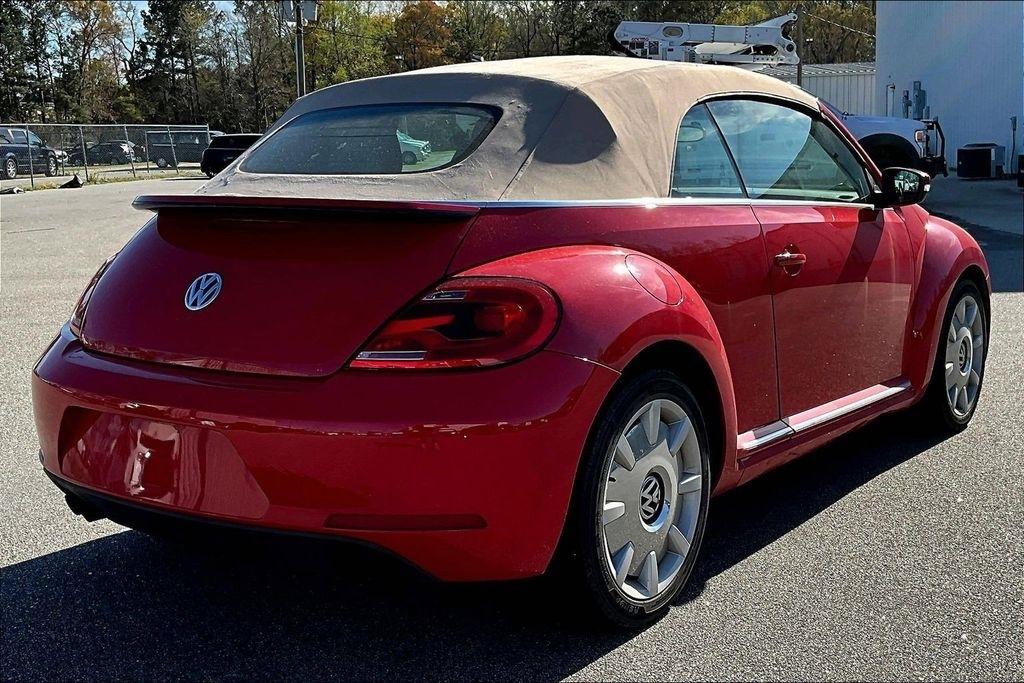 Volkswagen Beetle 1.8T PZEV Convertible 2015