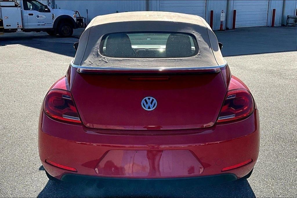 Volkswagen Beetle 1.8T PZEV Convertible 2015