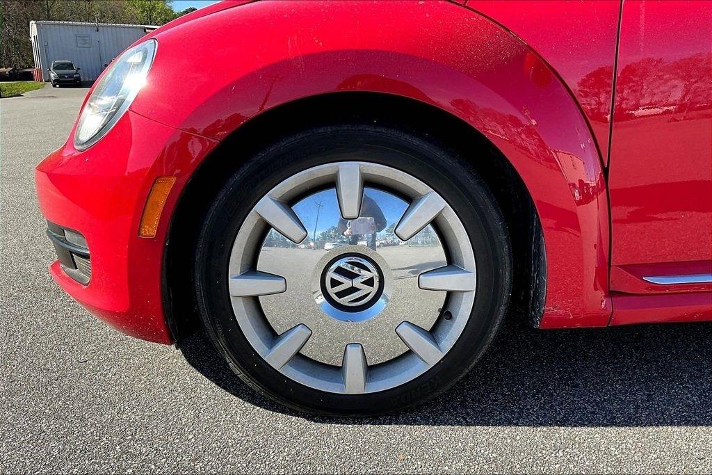 Volkswagen Beetle 1.8T PZEV Convertible 2015