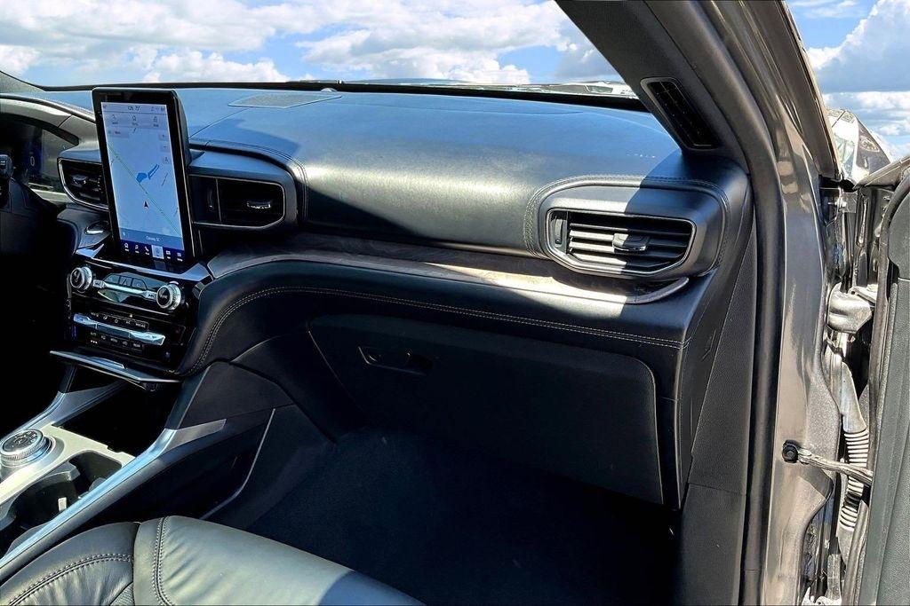 Ford Explorer Platinum AWD 2023