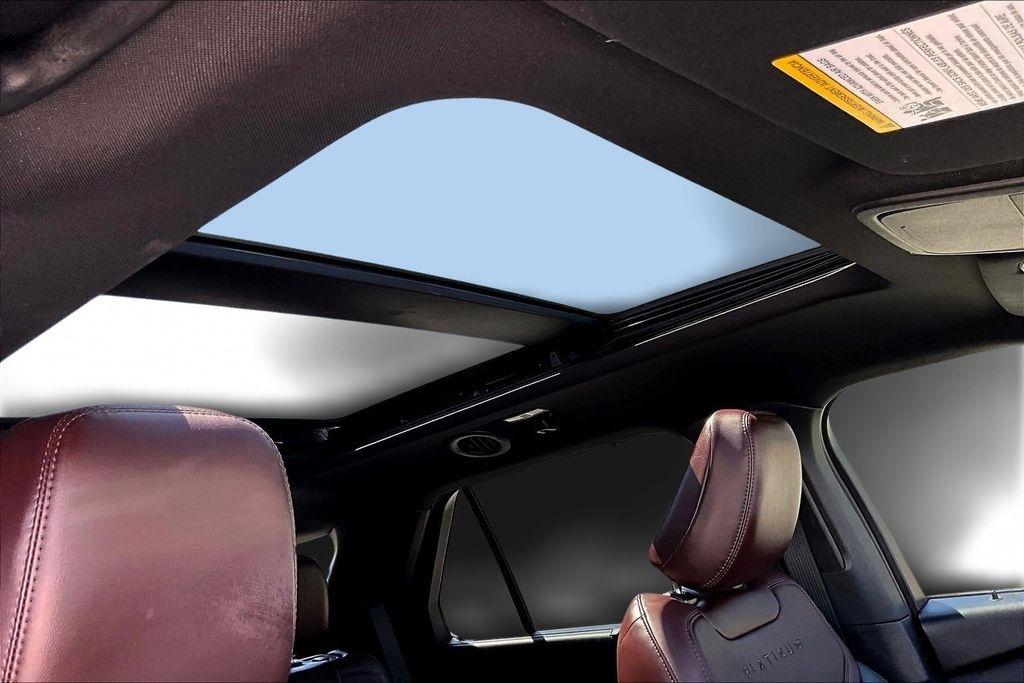 Ford Explorer Platinum AWD 2023