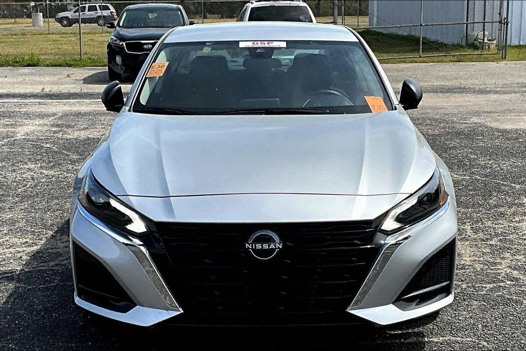 Nissan Altima 2.5 SV 2025