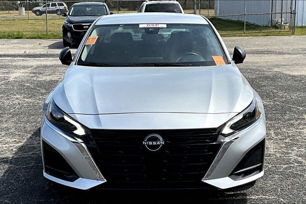 Nissan Altima 2.5 SV 2025