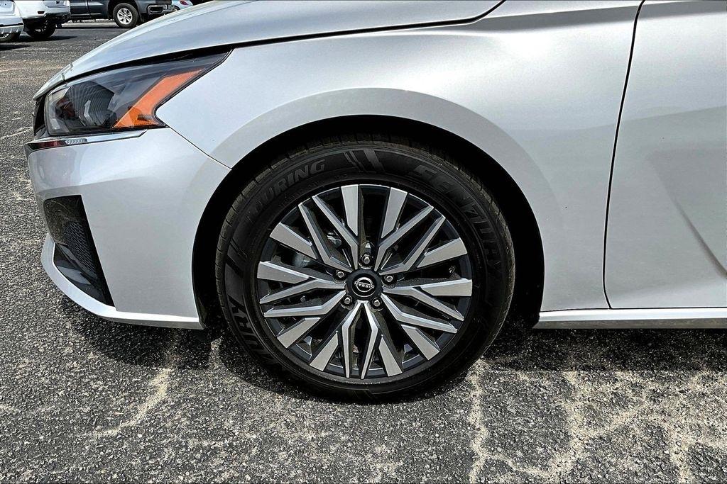 Nissan Altima 2.5 SV 2025