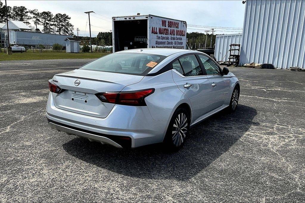 Nissan Altima 2.5 SV 2025