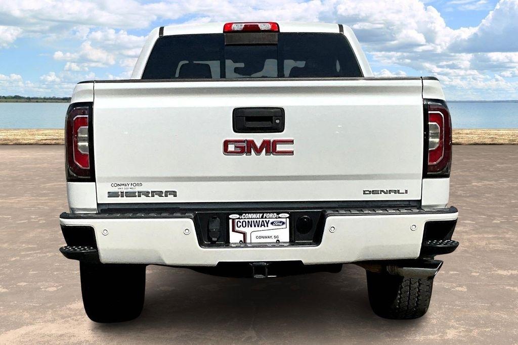 GMC Sierra 1500 Denali Crew Cab Long Box 4WD 2018