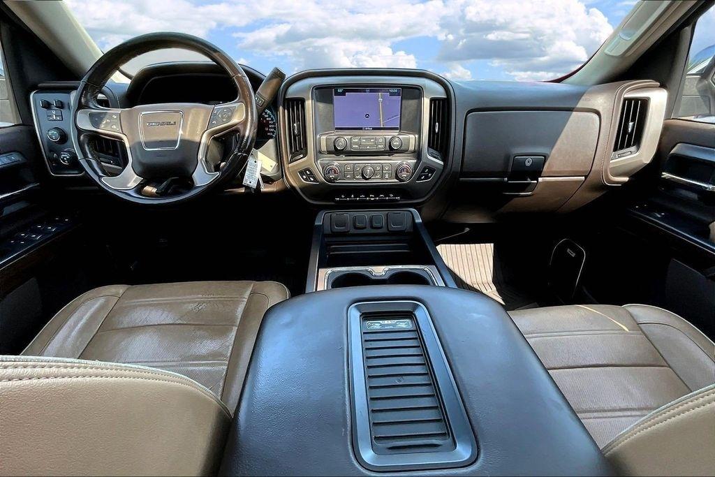 GMC Sierra 1500 Denali Crew Cab Long Box 4WD 2018