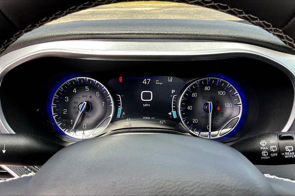 Chrysler Pacifica Limited 2025