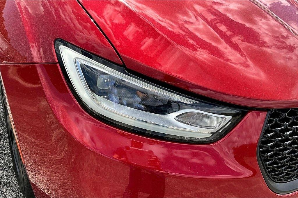 Chrysler Pacifica Limited 2025