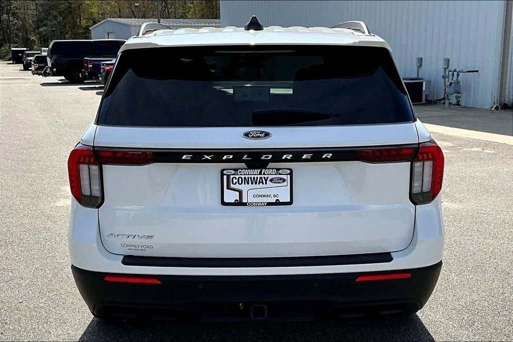 Ford Explorer Active 2025