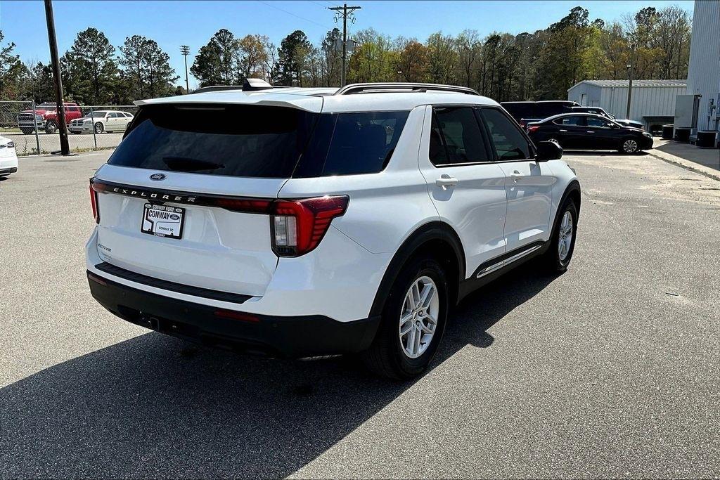 Ford Explorer Active 2025