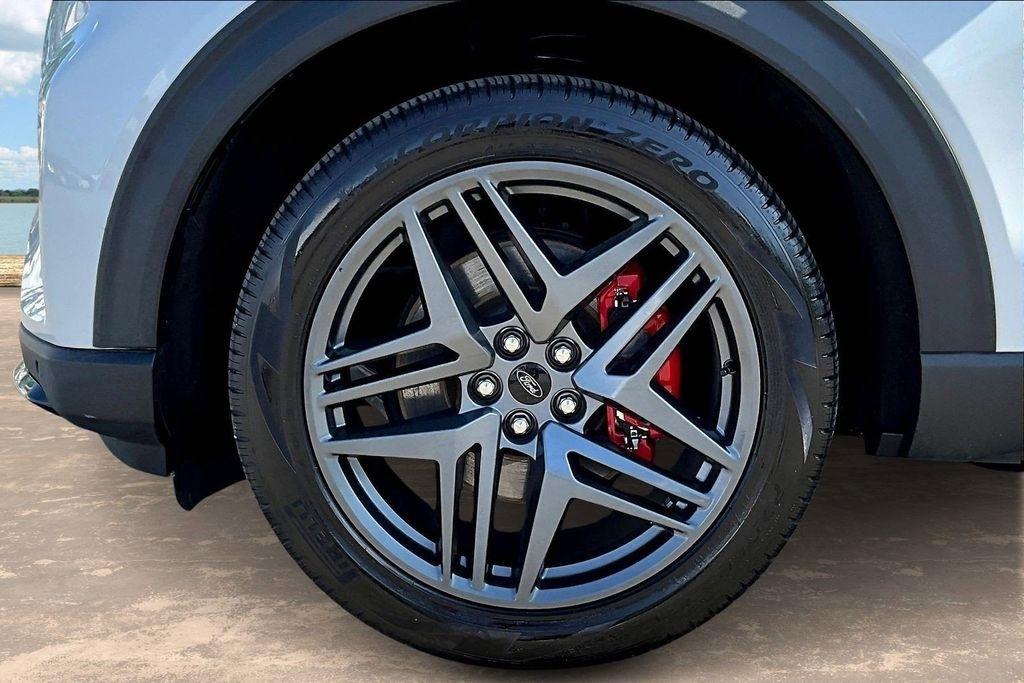 Ford Explorer ST-Line AWD 2025