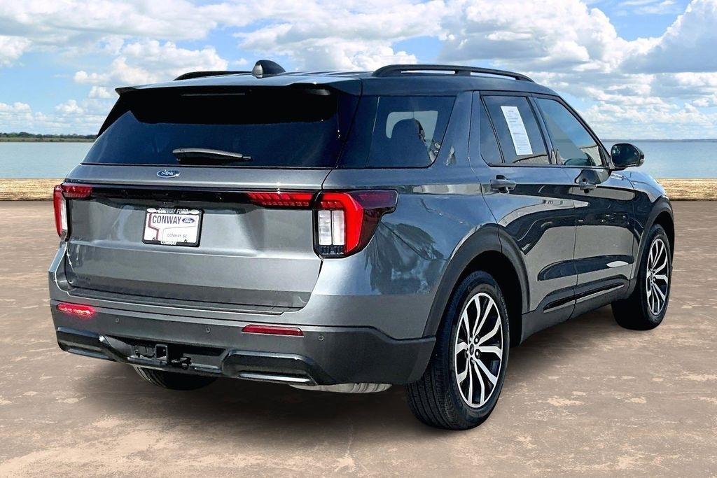 Ford Explorer ST-Line 2025