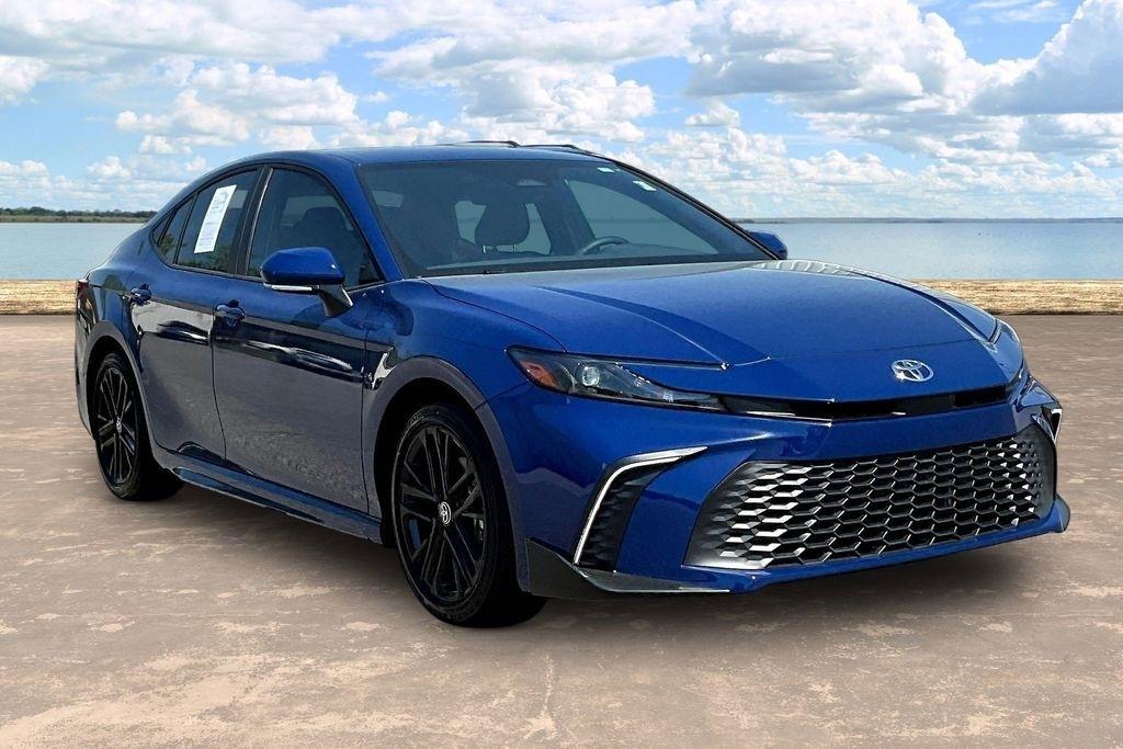 2026 Toyota Camry Hybrid XLE