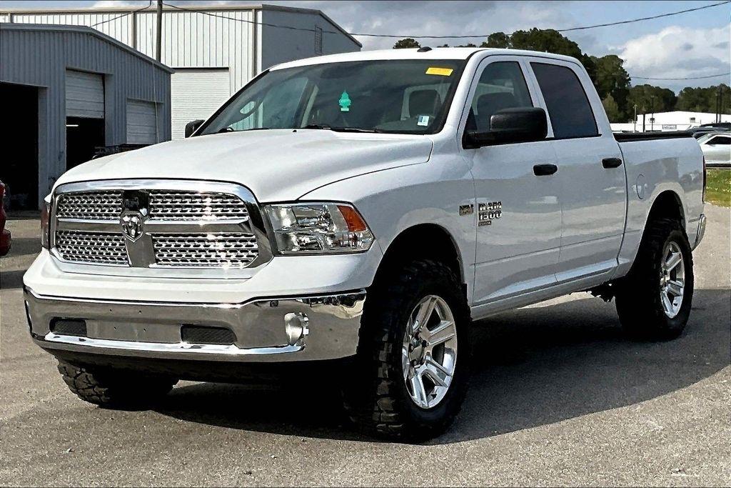 RAM 1500 Classic Tradesman Crew Cab SWB 4WD 2019