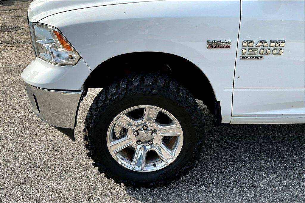 RAM 1500 Classic Tradesman Crew Cab SWB 4WD 2019