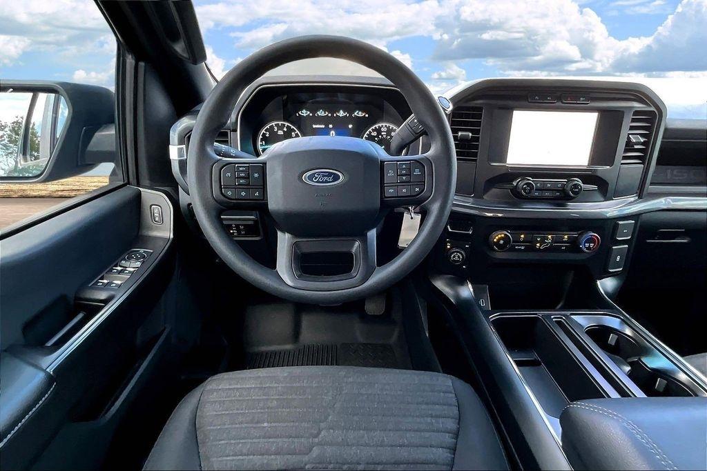 Ford F-150 Lariat SuperCrew 5.5-ft. Bed 4WD 2023