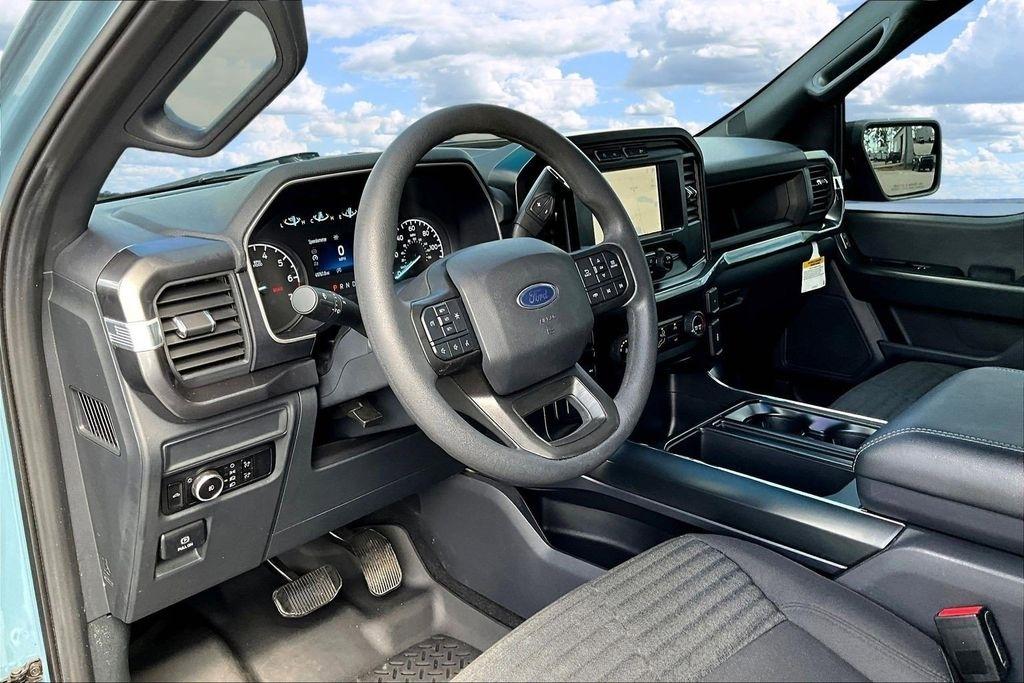Ford F-150 Lariat SuperCrew 5.5-ft. Bed 4WD 2023