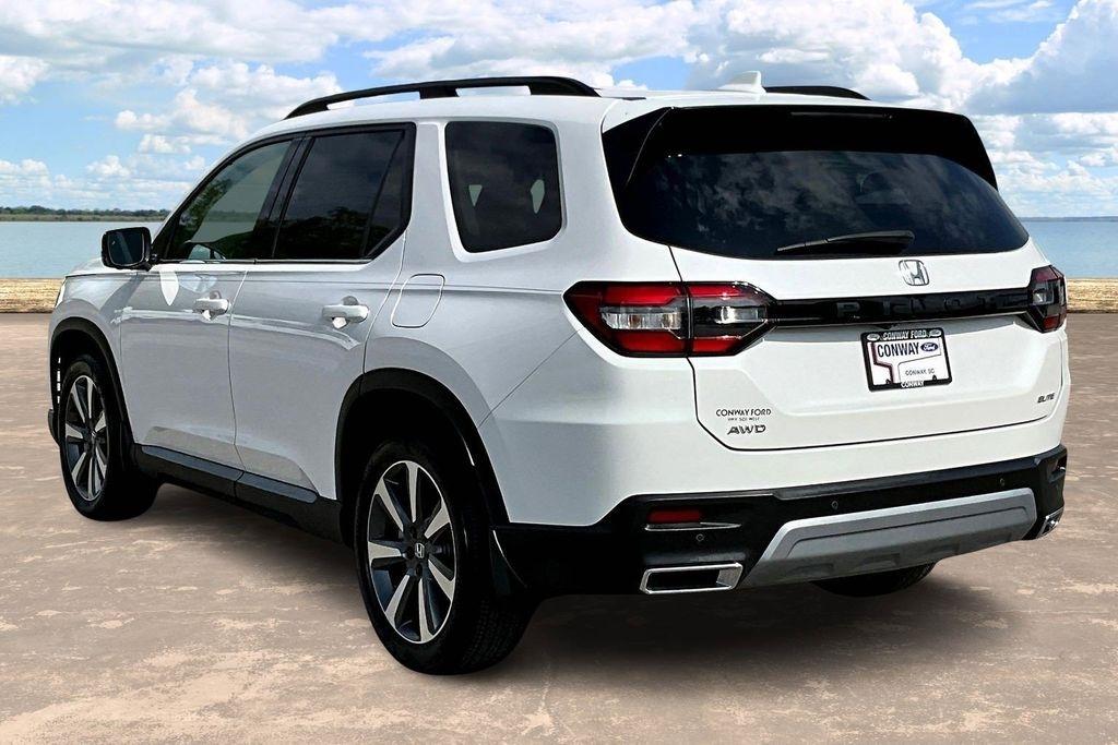 Honda Pilot Elite AWD 2025